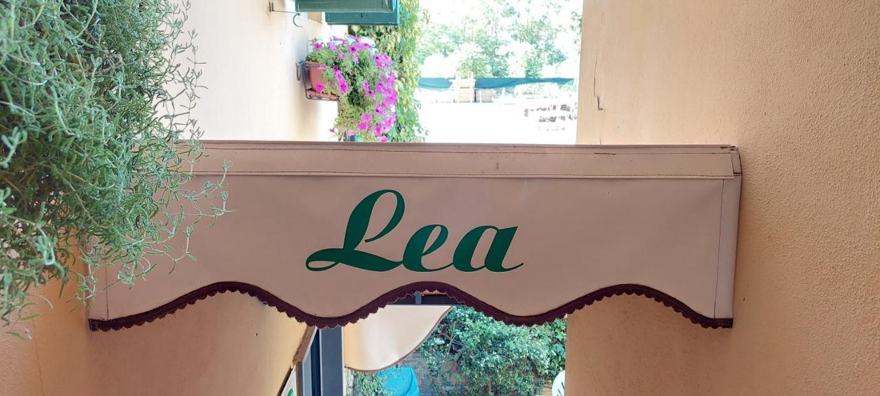 גרוסטו Hotel Lea מראה חיצוני תמונה
