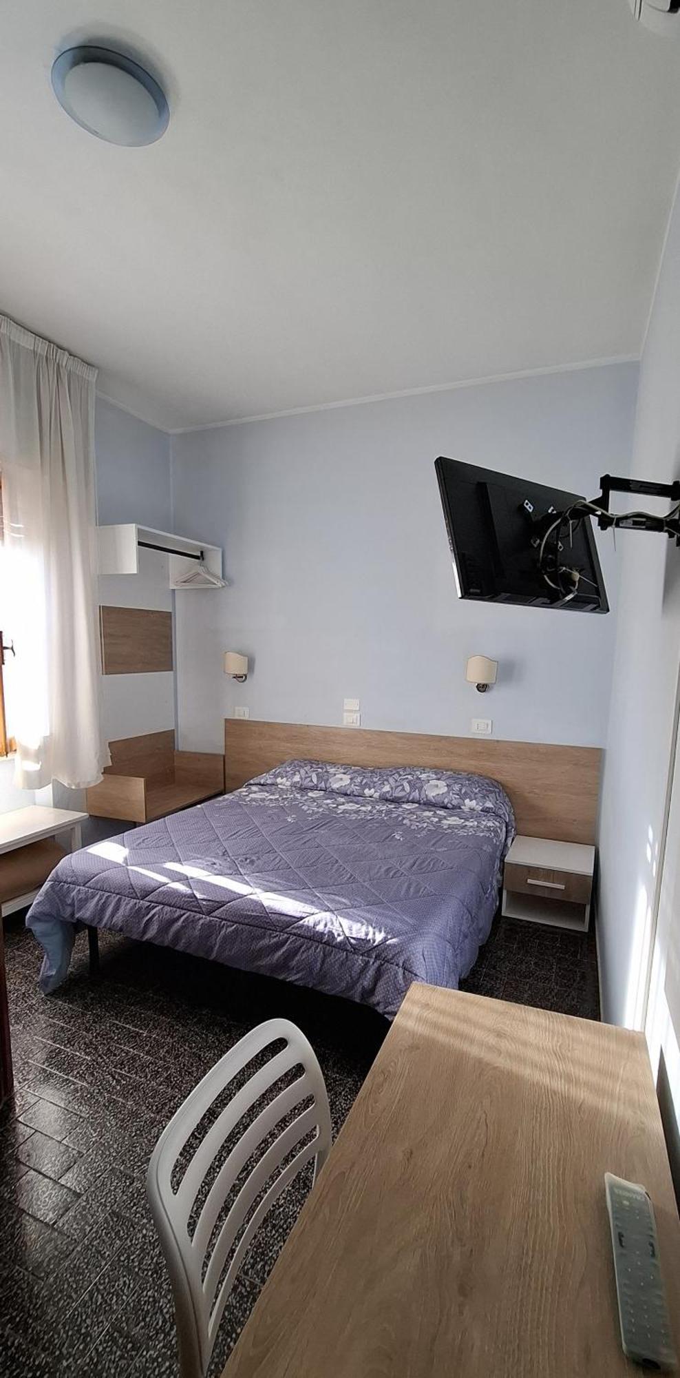 גרוסטו Hotel Lea מראה חיצוני תמונה